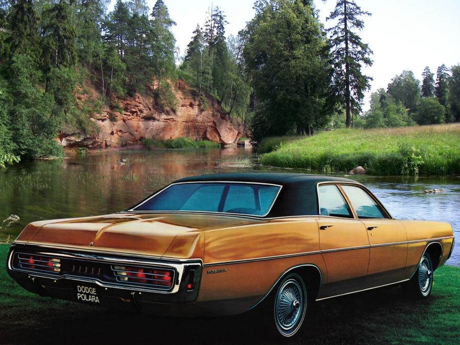  Dodge Polara Custom Sedan 1971 года  (фото 1 из 1)
